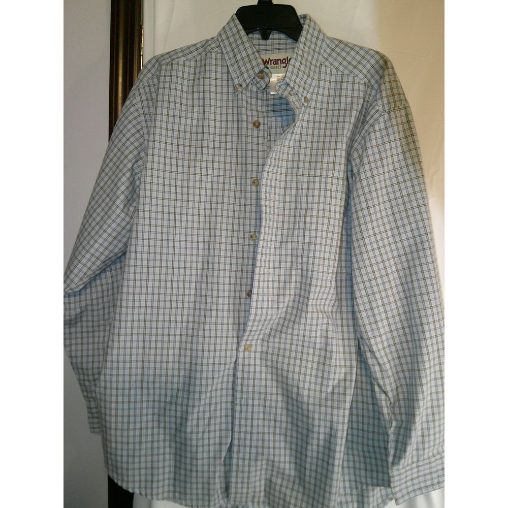 Wrangler Rugged Wear Light Blue Plaid Button Down Casual Shirt